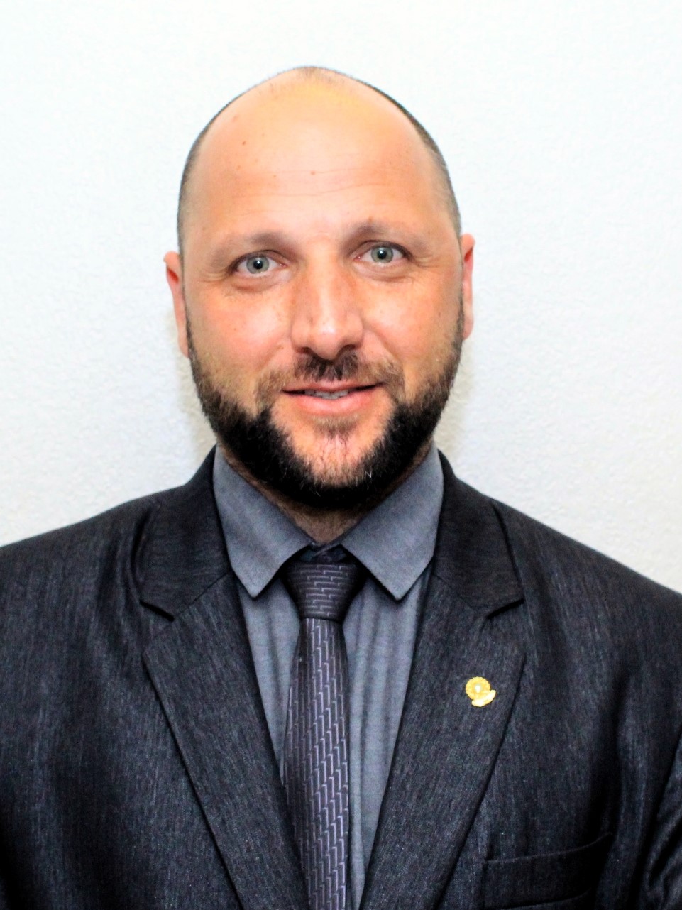 Dr. Ruben Fernando Cambruzzi