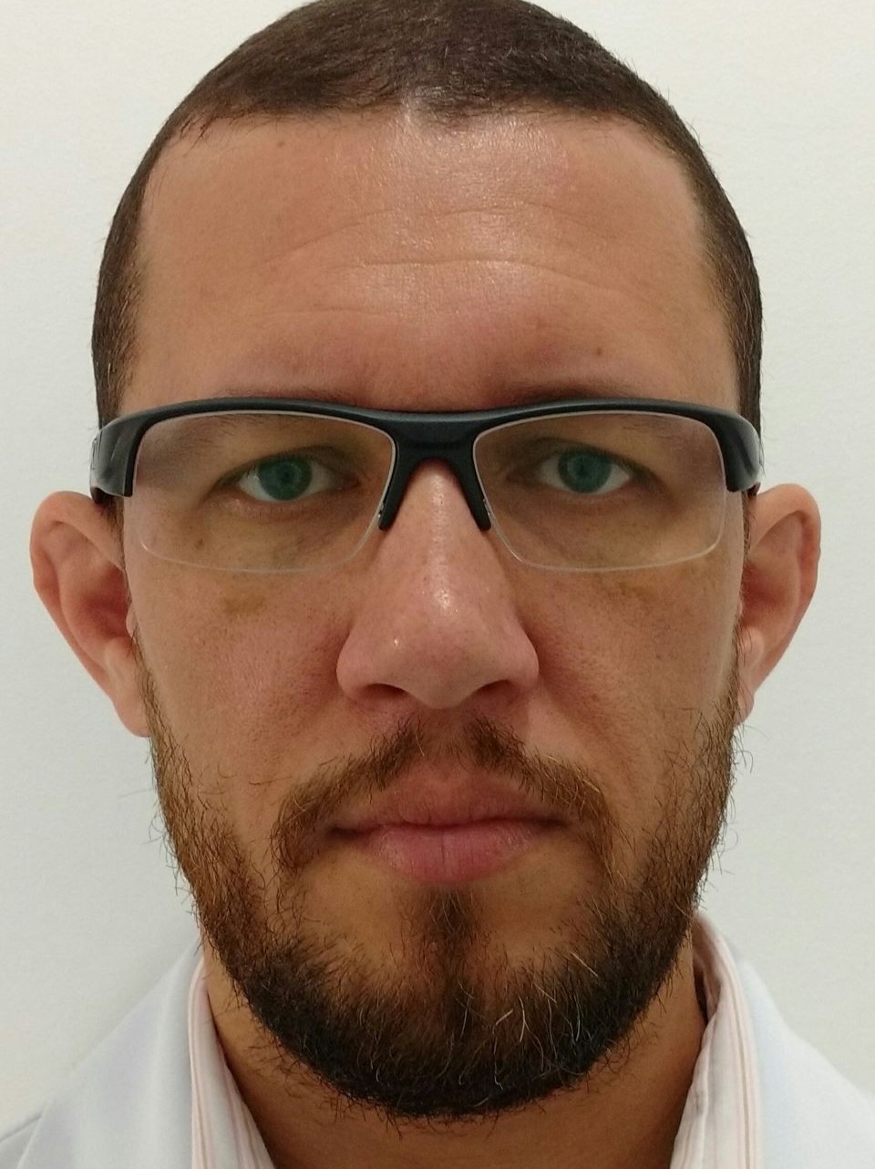 Dr. Cristiano Coelho Souza